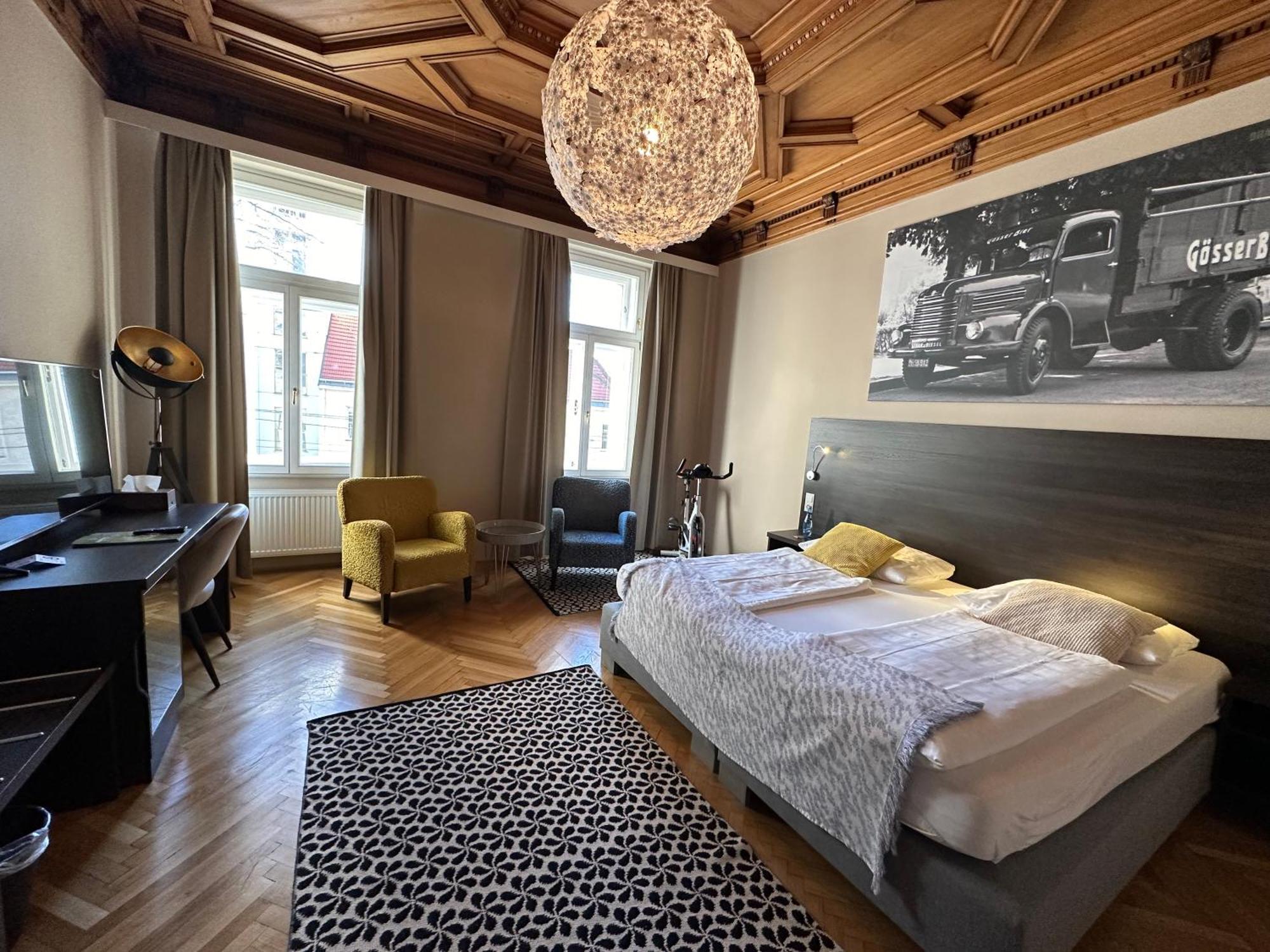 Superior Double or Twin Room,1535467102:JPEG